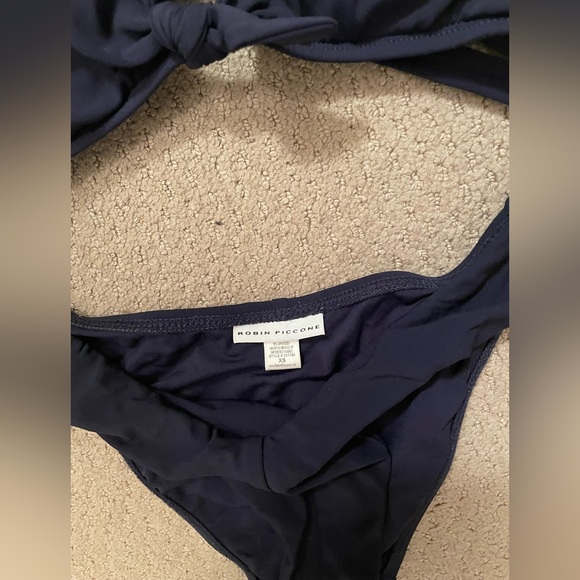 Robin Piccone tie back ruffle bikini - Picture 2 of 6